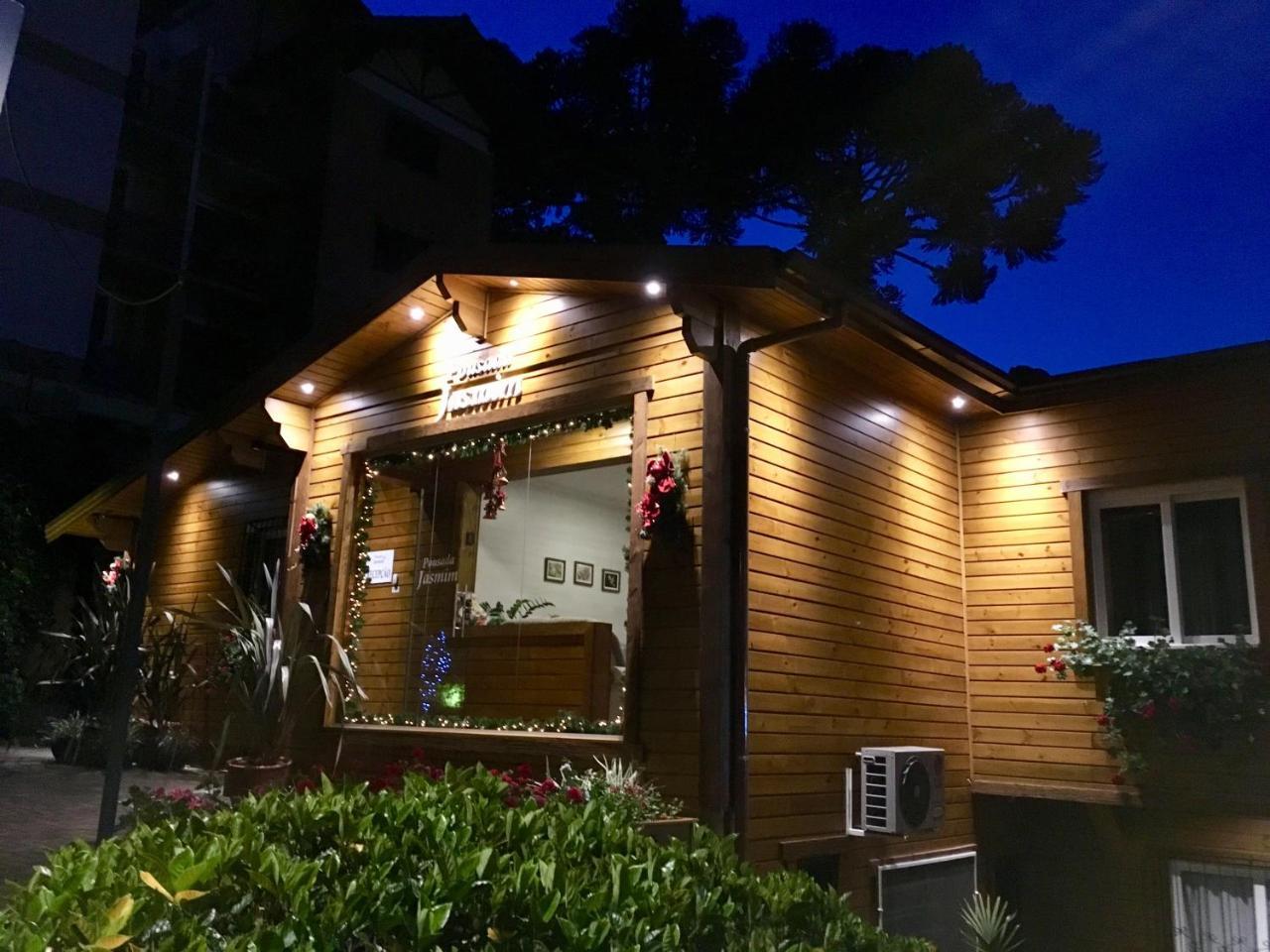 Pousada Jasmim Gramado Exterior foto